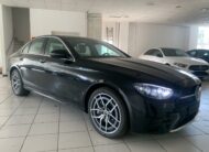 Mercedes Benz E 300 e Black MY 2021 (10090) (1.123.000,00 MAD)