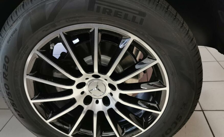 مرسيدس بنز G 500 AMG الأزرق اللامع (10024) (2.540.000,00 MAD)