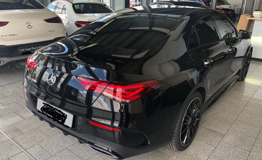 مرسيدس بنز CLA 200 Cosmos black MY 2021 كوزموس أسود – طلاء معدني (10121) (621.000,00 MAD)