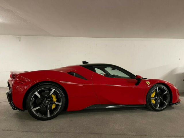 Ferrari SF90 STRADALE MY 2021 Rosso Corsa Carbon HIFI Cam.(10135) (9.107.000,00 MAD)