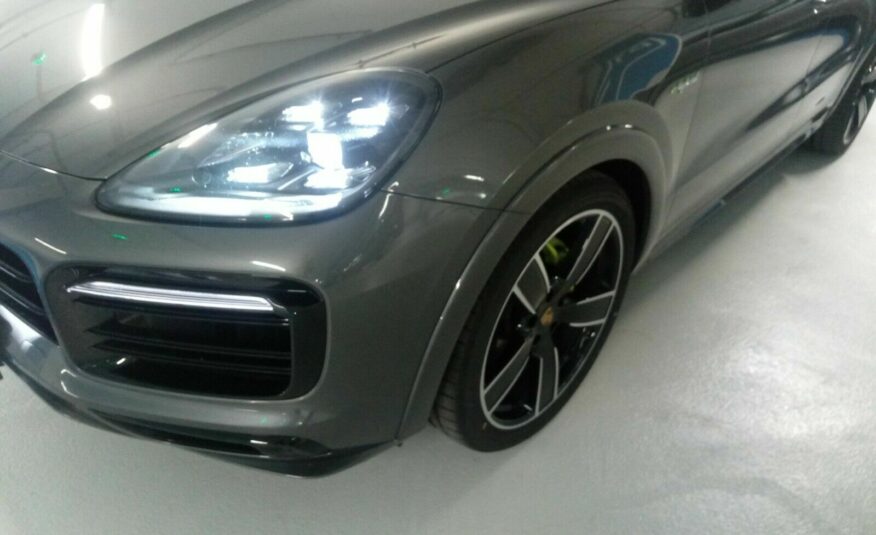 Porsche Cayenne Coupe E-Hybrid MY 2021  (10145) (2.308.000,00 MAD)