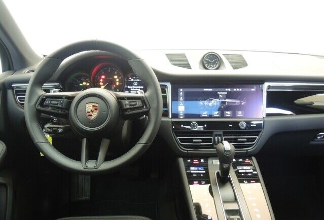 Porsche Macan Panoramicroof MY 2021 (10148) (1.377.000,00 MAD)