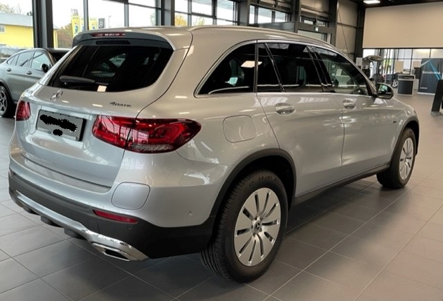 Mercedes Benz GLC 300 D E 4Matic (10158) (959.000,00 MAD)