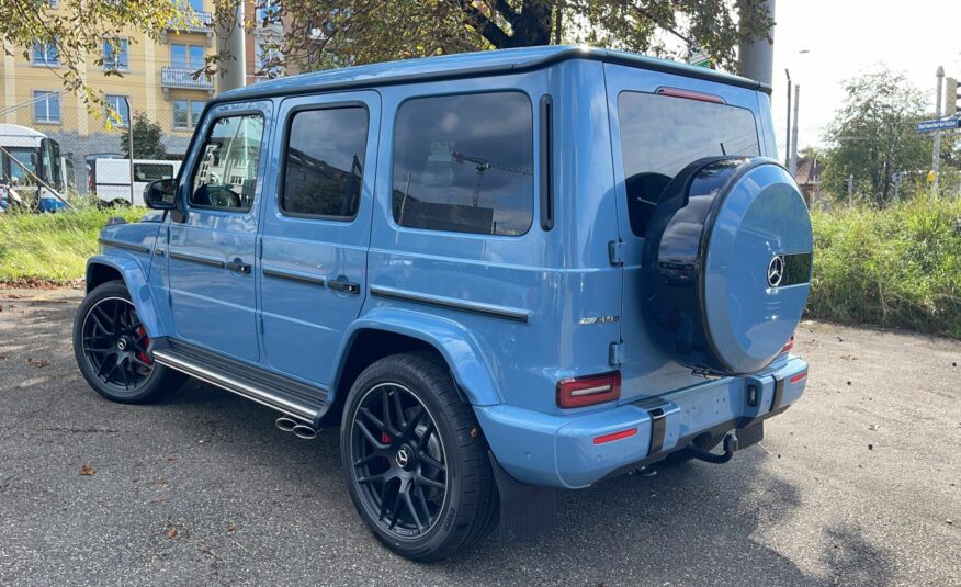 مرسيدس بنز G 63 AMG الصين الأزرق جلد كامل ، أحمر أسود MY 2022 (10202) (4.317.000,00 MAD)