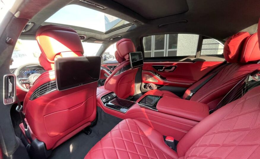 Mercedes Benz S 500 AMG Line Blanc Polaire Exclusivite Rouge (507) MON 2022 (10217) (2.523.000,00 MAD)