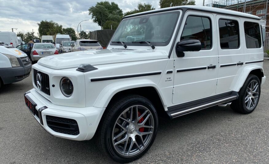 Mercedes Benz G 63 AMG Polar White – تشطيب قياسي (149) جلد Nappa شبه أحمر (807) MY 2022 (10208) (4.157.000,00 MAD)