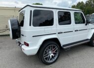 Mercedes Benz G 63 AMG Blanc Polaire – Finition Standard (149) Cuir Nappa Semi-Aniline Rouge (807) AM 2022 (10208) (4.157.000,00 MAD)