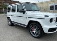 Mercedes Benz G 63 AMG Polar White – تشطيب قياسي (149) جلد Nappa شبه أحمر (807) MY 2022 (10208) (4.157.000,00 MAD)