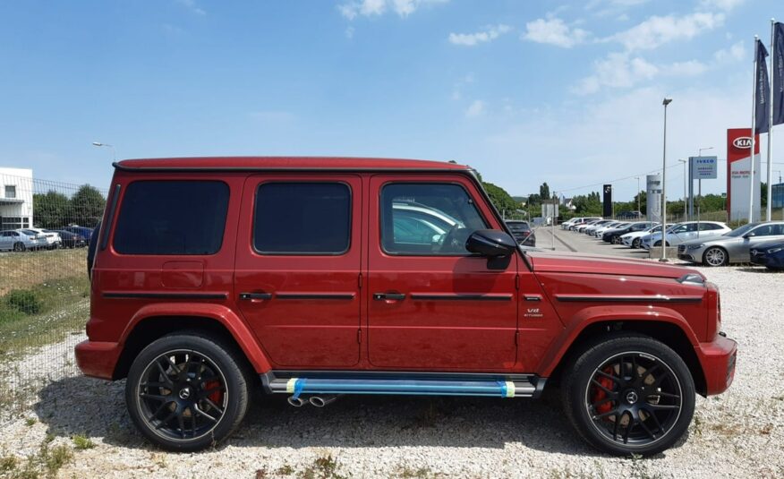 مرسيدس بنز G 63 AMG 4×4 صفير أحمر جلد كامل أحمر أسود MY 2022 (10219) (4.068.000,00 MAD)