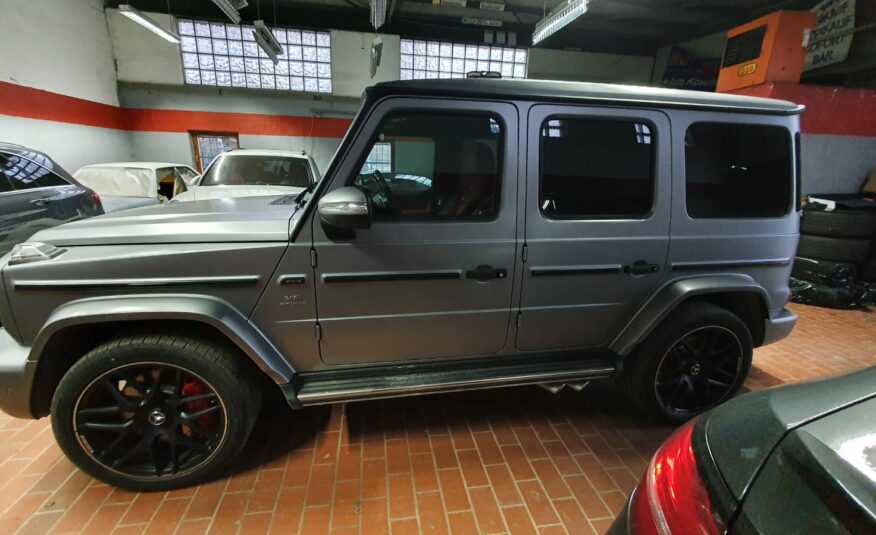 Mercedes Benz G 63 Iridium silver Leather classic red black MY 2022 (10191) (4.139.000,00 MAD)