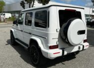 Mercedes Benz G63 Blanc Polaire – Finition Standard (149) Cuir Nappa Semi Aniline Rouge MON 2022 (10164) (4.175.000,00 MAD)