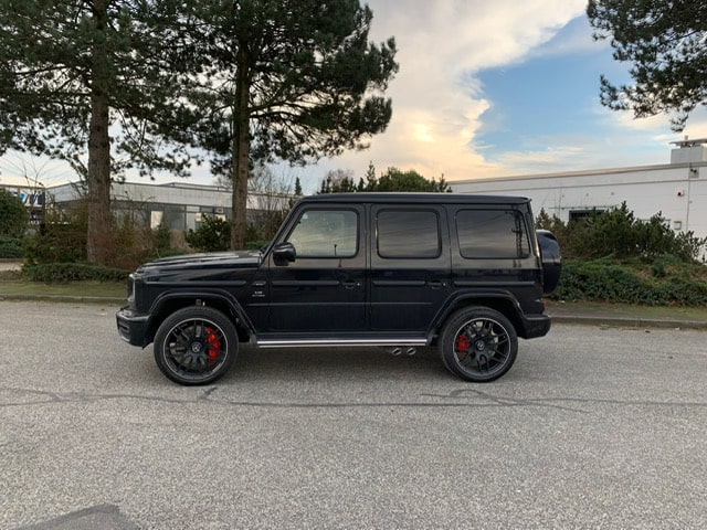 Mercedes Benz G63 AMG 4×4  Obsidian black metallic – finish (197)  Full leather black – red MY 2022  (10166)  (4.175.000,00 MAD)